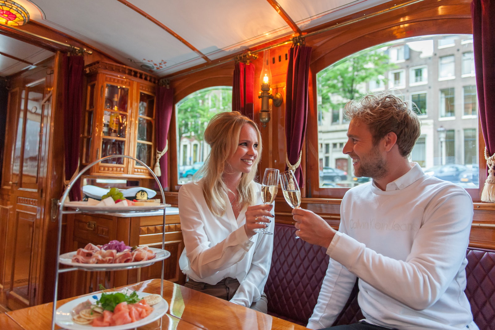 Hoeveel kost een boottocht in Amsterdam?